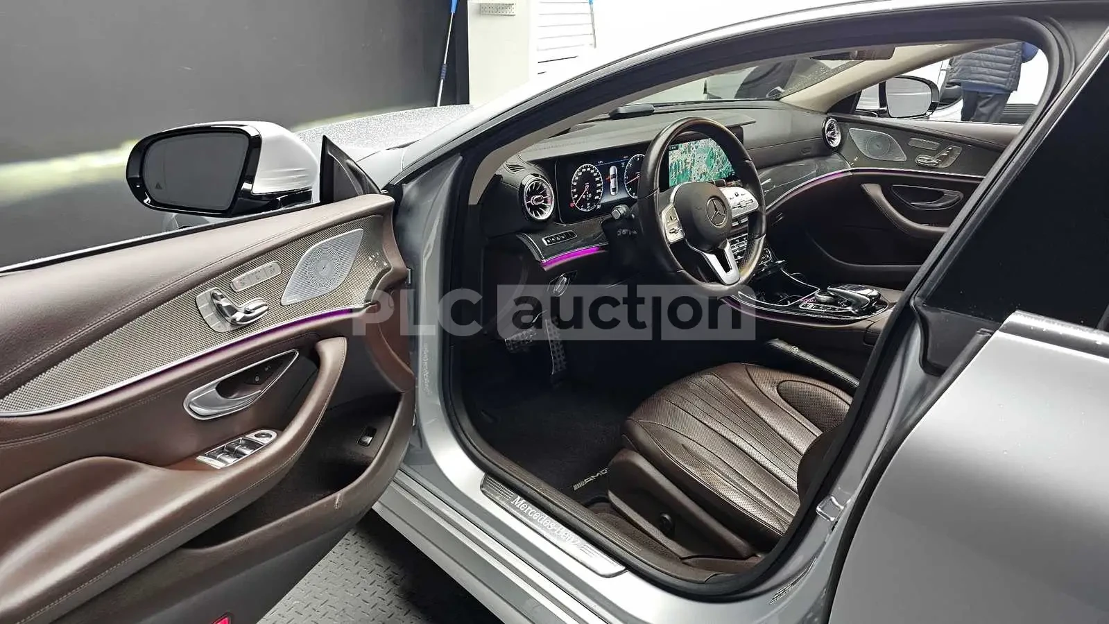 Mercedes-Benz CLS 400 d 4MATIC AMG| 360| HUD| AIRMATIC| ВКЛ.ТЕХНОТЕСТ, снимка 4 - Автомобили и джипове - 54941059