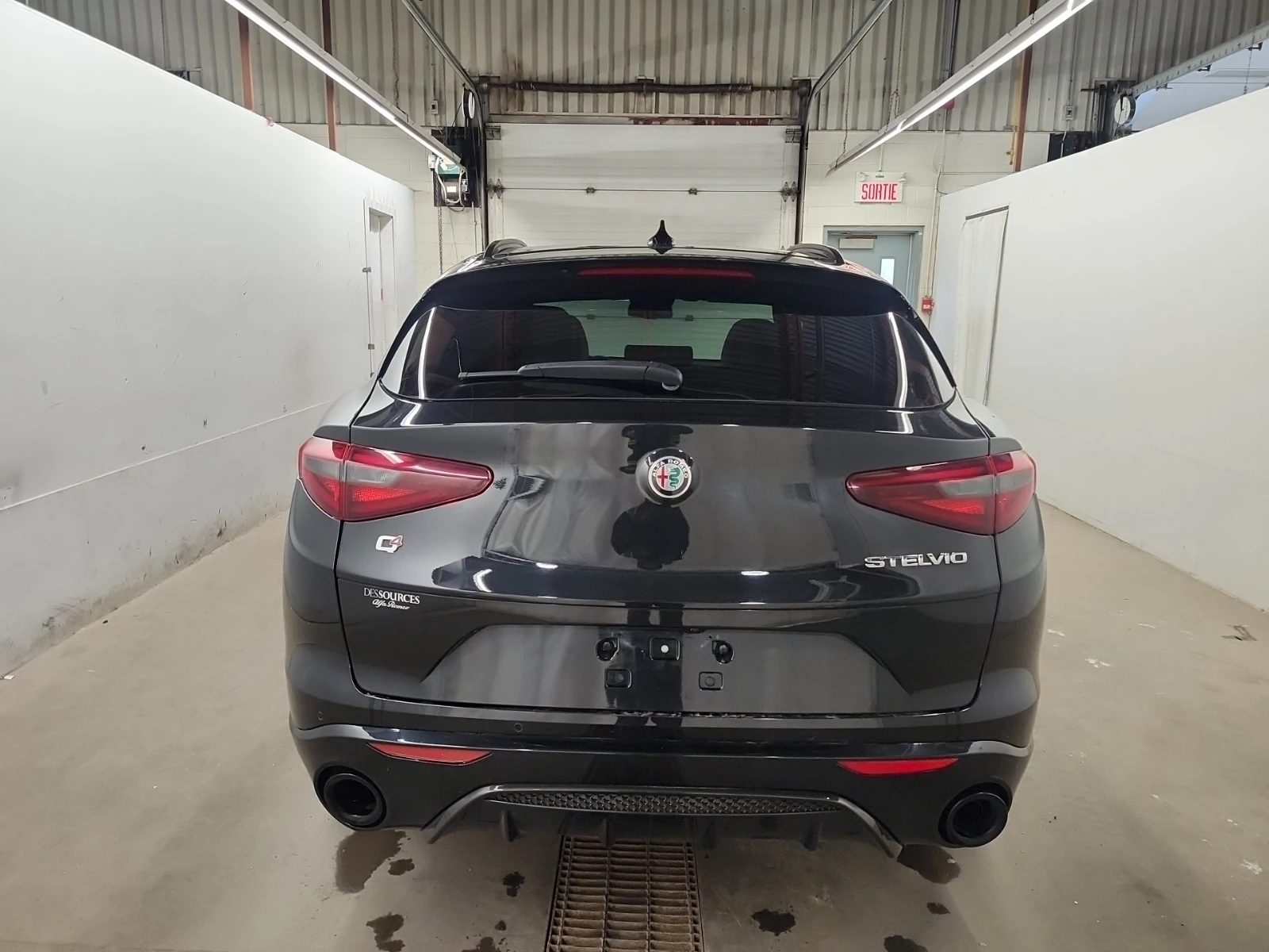 Alfa Romeo Giulia Veloce/AWD/H&K/Pano/Distronic/Red Interior | Mobile.bg � ����������� 6