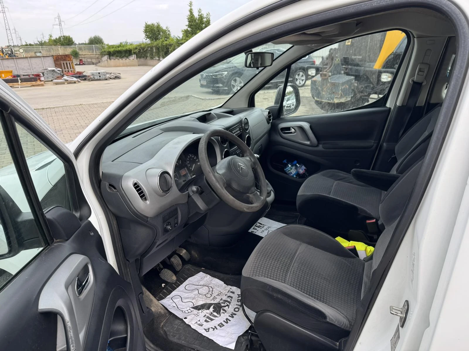 Citroen Berlingo, снимка 4 - Автомобили и джипове - 55145669