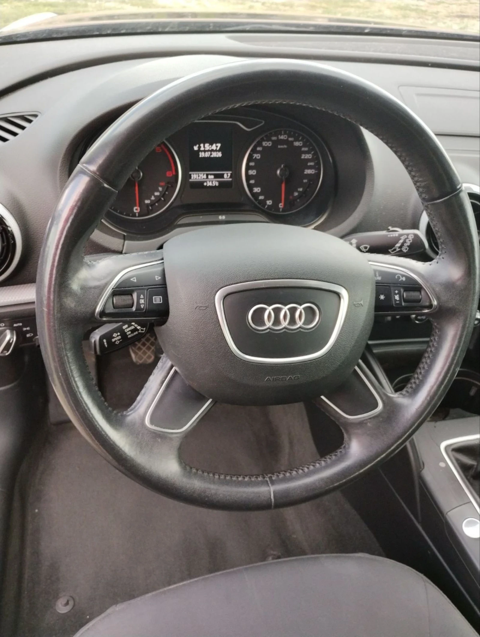 Audi A3 1.6 TDI EURO 6 , снимка 10 - Автомобили и джипове - 55343024