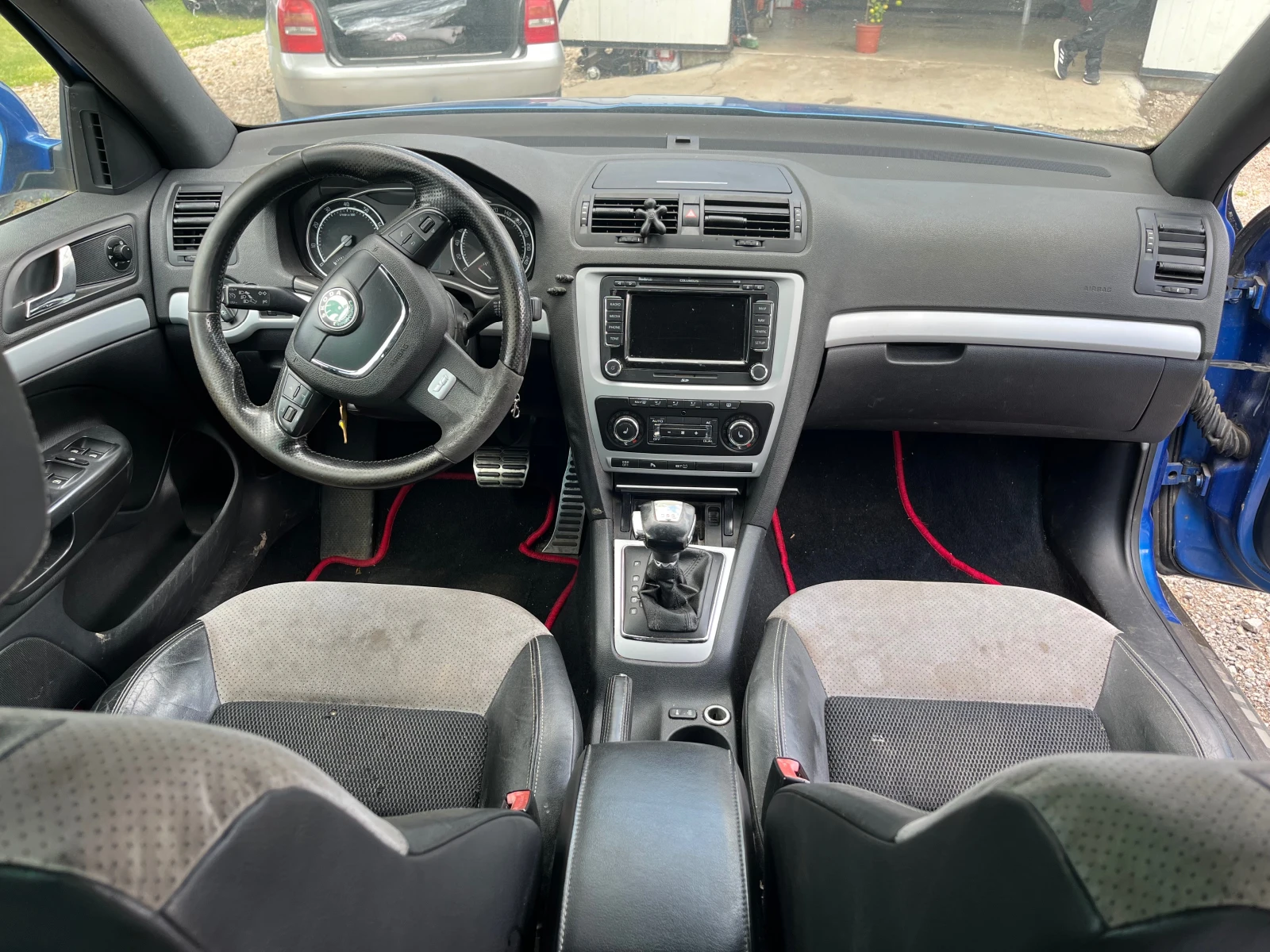 Skoda Octavia 2.0TSI CCZA DSG VRS, снимка 10 - Автомобили и джипове - 55671406