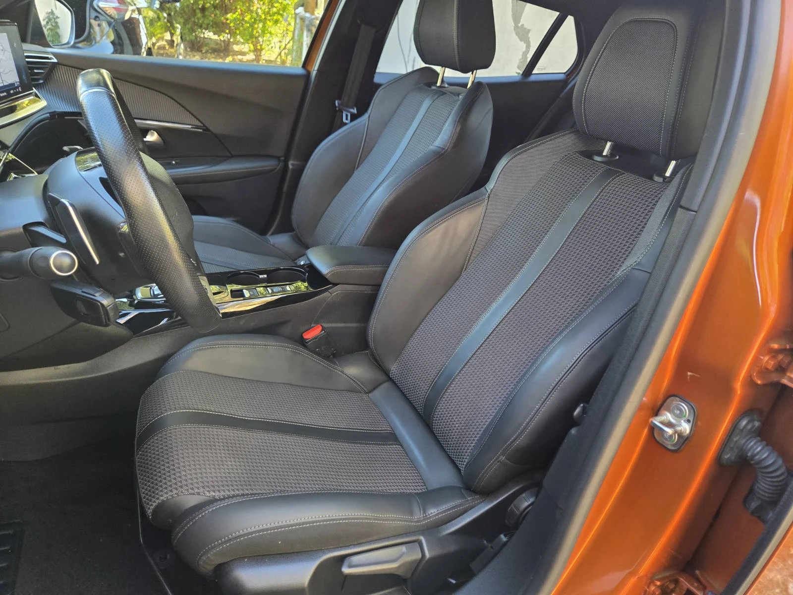 Peugeot 2008 1.5 GT BLUE HDI EAT8 3D  DIGITAL.DISTR.LINE ASIST | Mobile.bg � ����������� 11