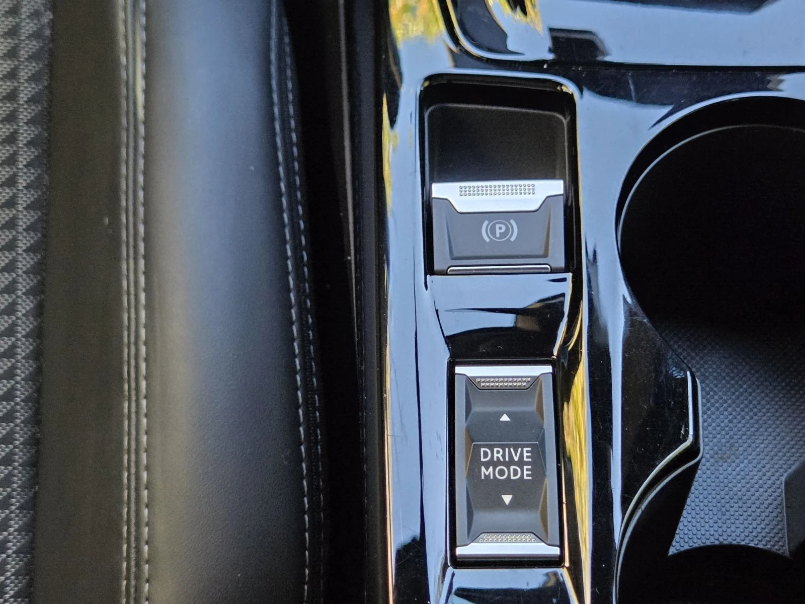 Peugeot 2008 1.5 GT BLUE HDI EAT8 3D  DIGITAL.DISTR.LINE ASIST | Mobile.bg � ����������� 13