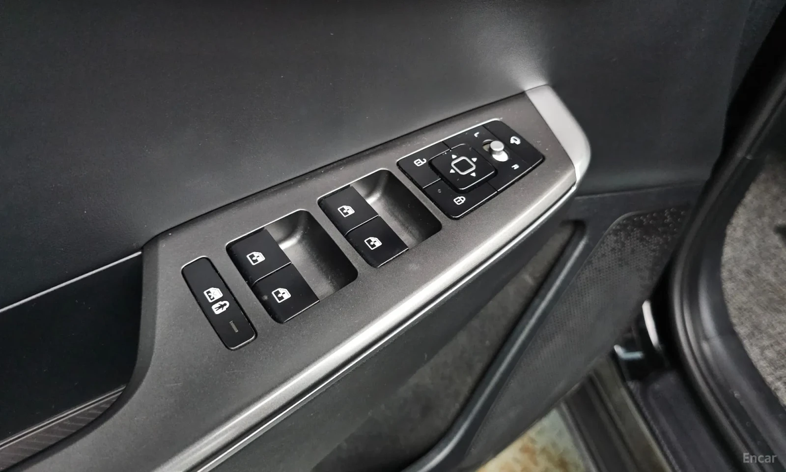 Kia EV6 АВАНСОВО ПЛАЩАНЕ\Long Range 4WD\ТОП ЦЕНА, снимка 17 - Автомобили и джипове - 56181588