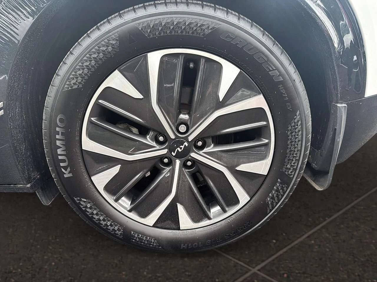 Kia EV6 Land AWD, снимка 10 - Автомобили и джипове - 56528301