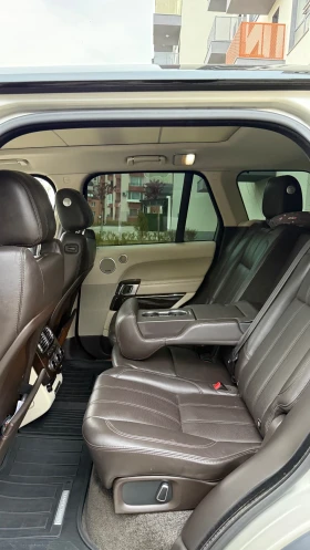 Land Rover Range rover 4.4 SDV8 AUTOBIOGRAPHY&CARPLAY&DISTRONIC, снимка 10