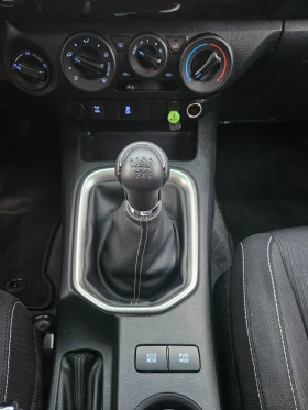 Toyota Hilux Comfort - 49999 лв. - 83864665 14