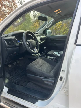 Toyota Hilux Revo - 44500 лв. / 22752.49 € - 27846794 16