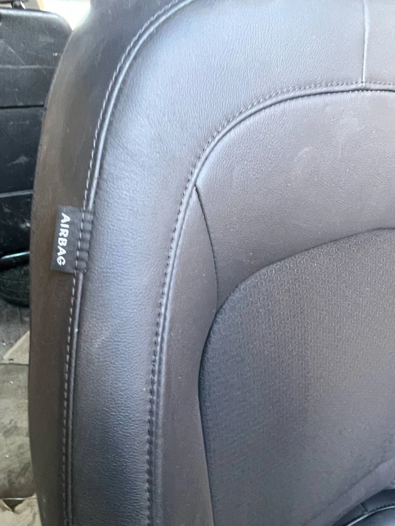 Hyundai Kona 64 KW, снимка 15 - Автомобили и джипове - 52299805