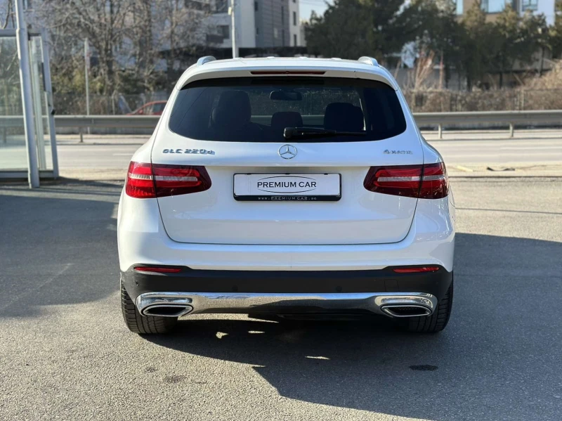 Mercedes-Benz GLC 220 d, снимка 8 - Автомобили и джипове - 48189234