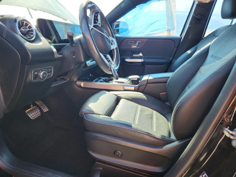 Mercedes-Benz GLB 250 4MATIC* DISTRONIC* 360* DIGITAL* ПОДГРЕВИ* , снимка 7 - Автомобили и джипове - 53235683