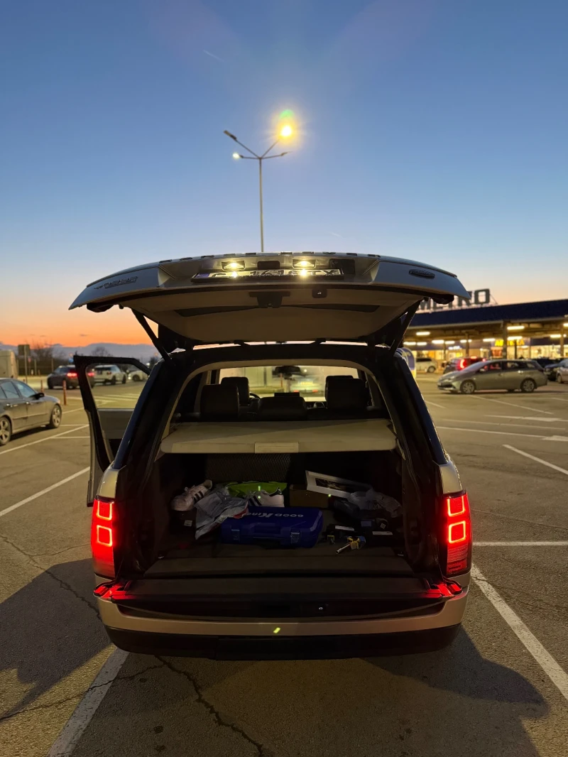 Land Rover Range rover, снимка 10 - Автомобили и джипове - 53584323