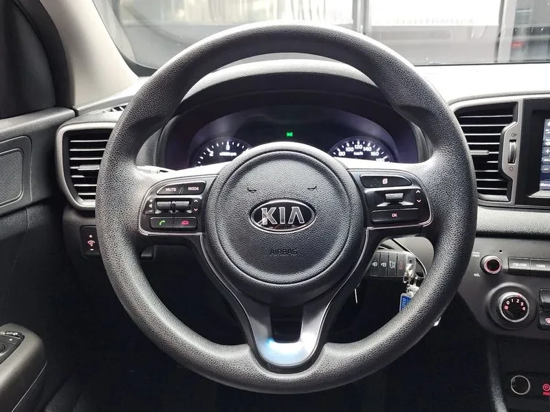 Kia Sportage, снимка 13 - Автомобили и джипове - 52558879