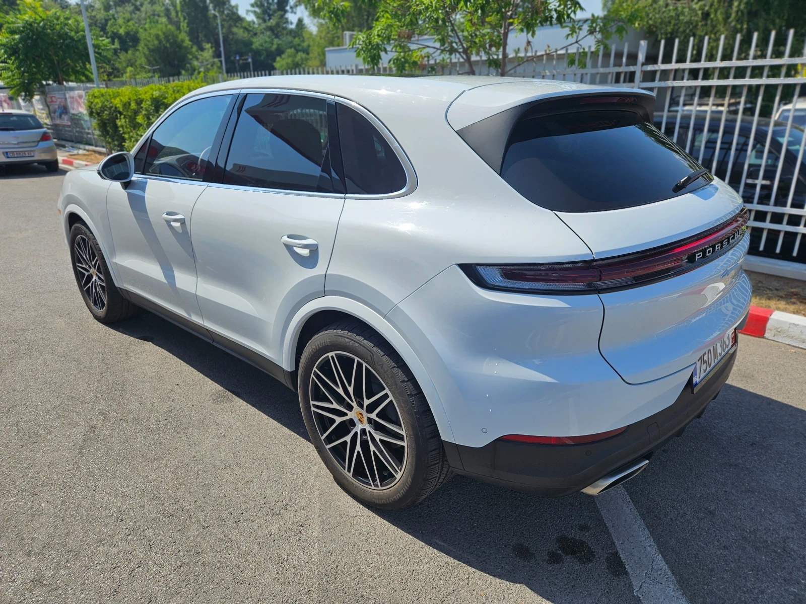 Porsche Cayenne  - изображение 4