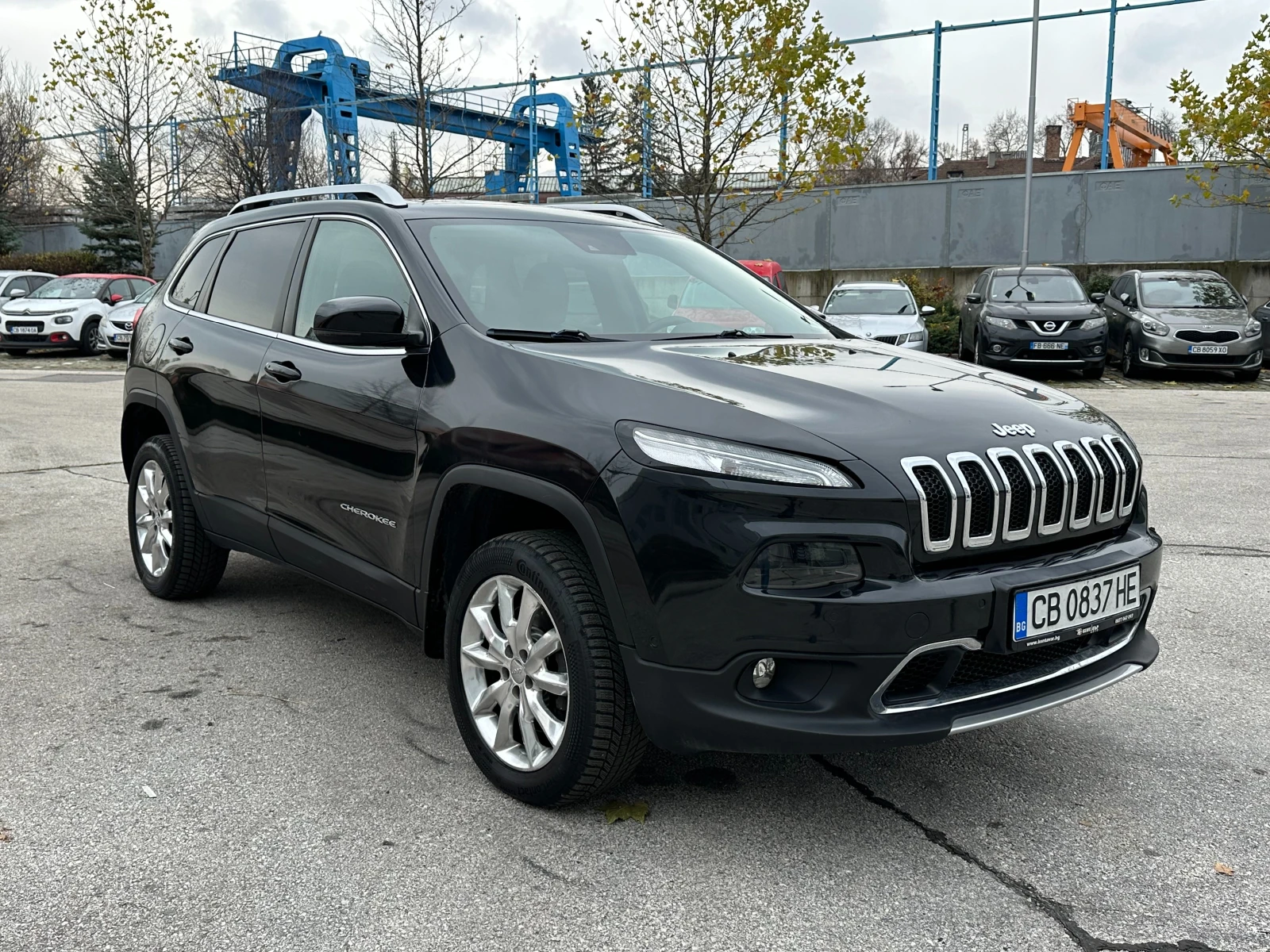 Jeep Cherokee 2.2JTD Автомат/КОЖА - изображение 6