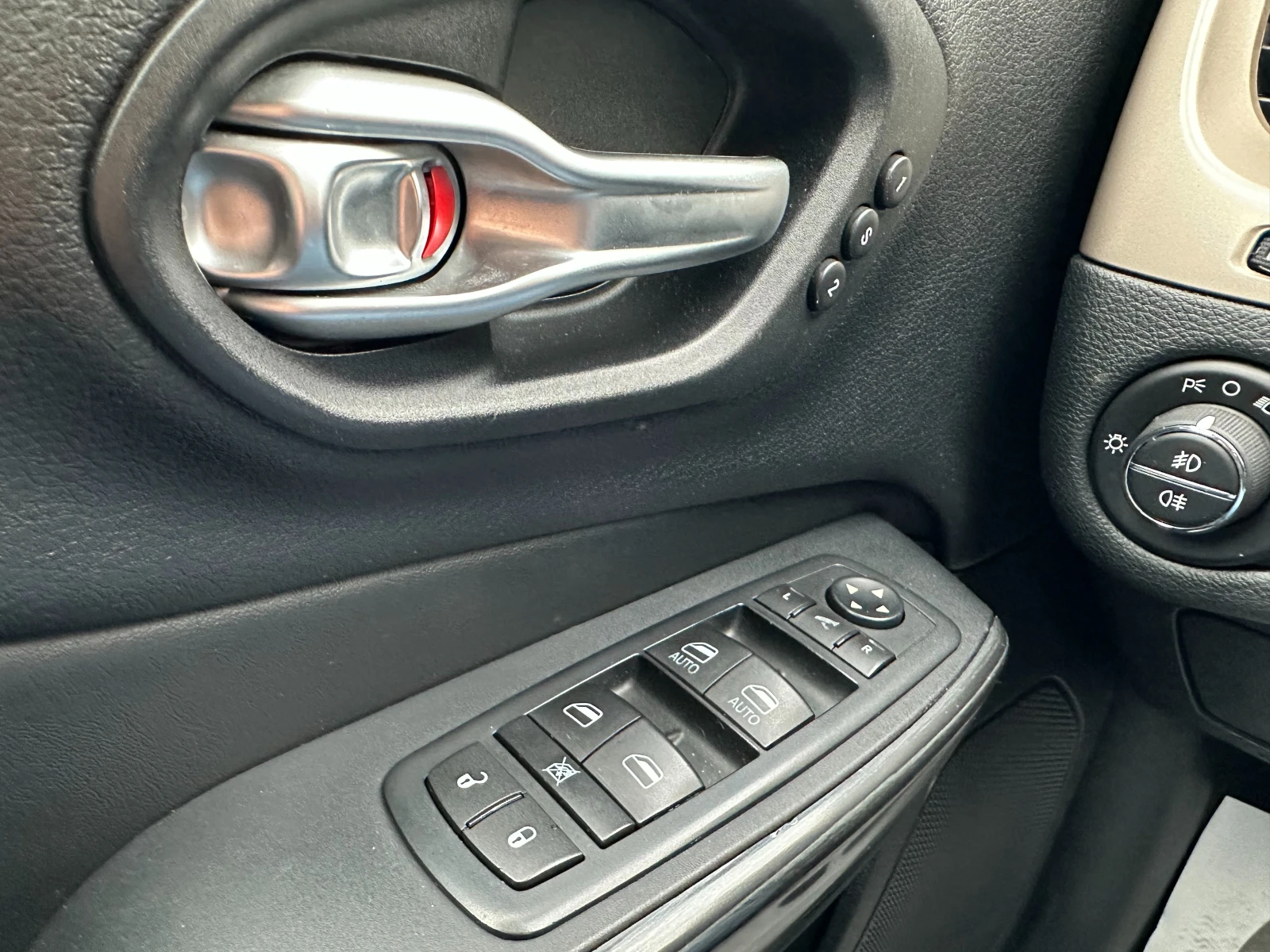 Jeep Cherokee 2.2JTD / | Mobile.bg   15