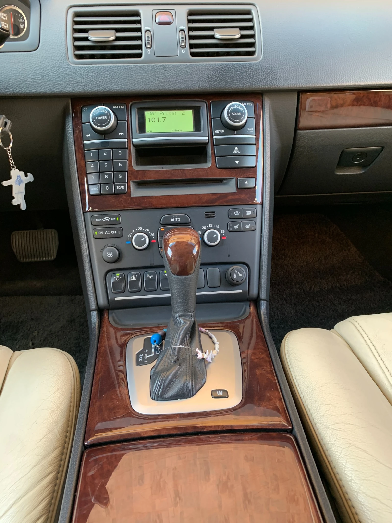 Volvo Xc90  - изображение 9