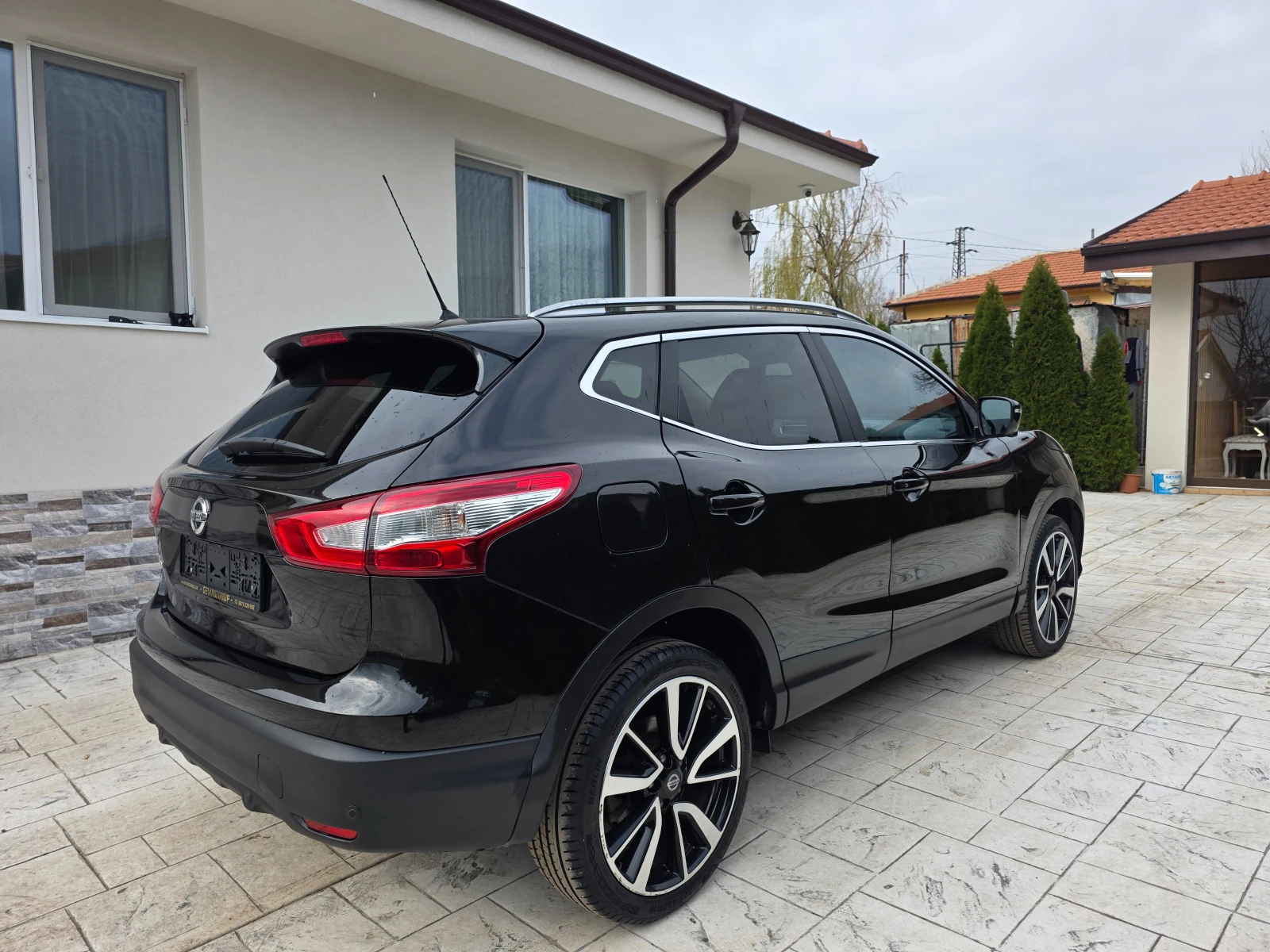 Nissan Qashqai 1.6 DCI AVTO KOJA NAVI  | Mobile.bg � ����������� 4