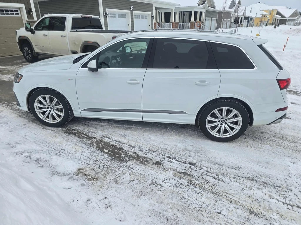 Audi Q7 2023 Technik * CARFAX * БЕЗ ПЪРВОНАЧАЛНА ВНОСКА - изображение 3