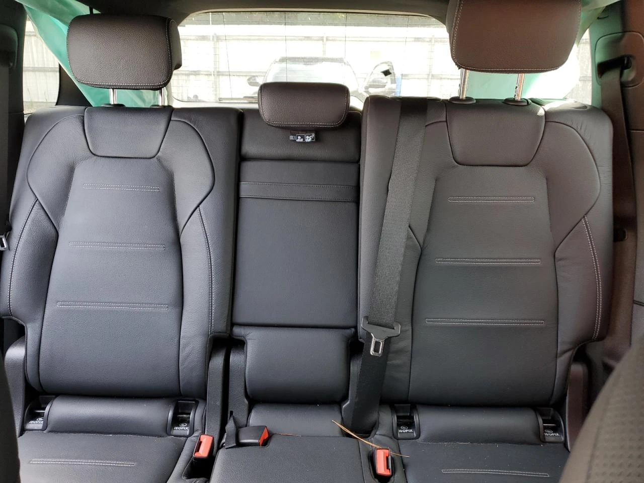 Mercedes-Benz GLB 250 4MATIC* DISTRONIC* 360* DIGITAL* ПОДГРЕВИ*  - изображение 10