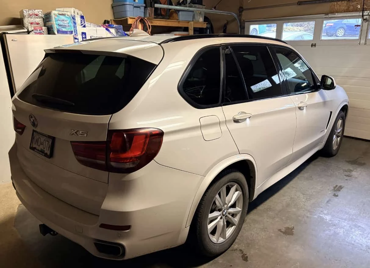 BMW X5 xDrive35d/АМБИЕНТНО/ПАНОРАМА/ГУМИ+ ДЖАНТИ/ТАБЛЕТИ, снимка 2 - Автомобили и джипове - 53821404