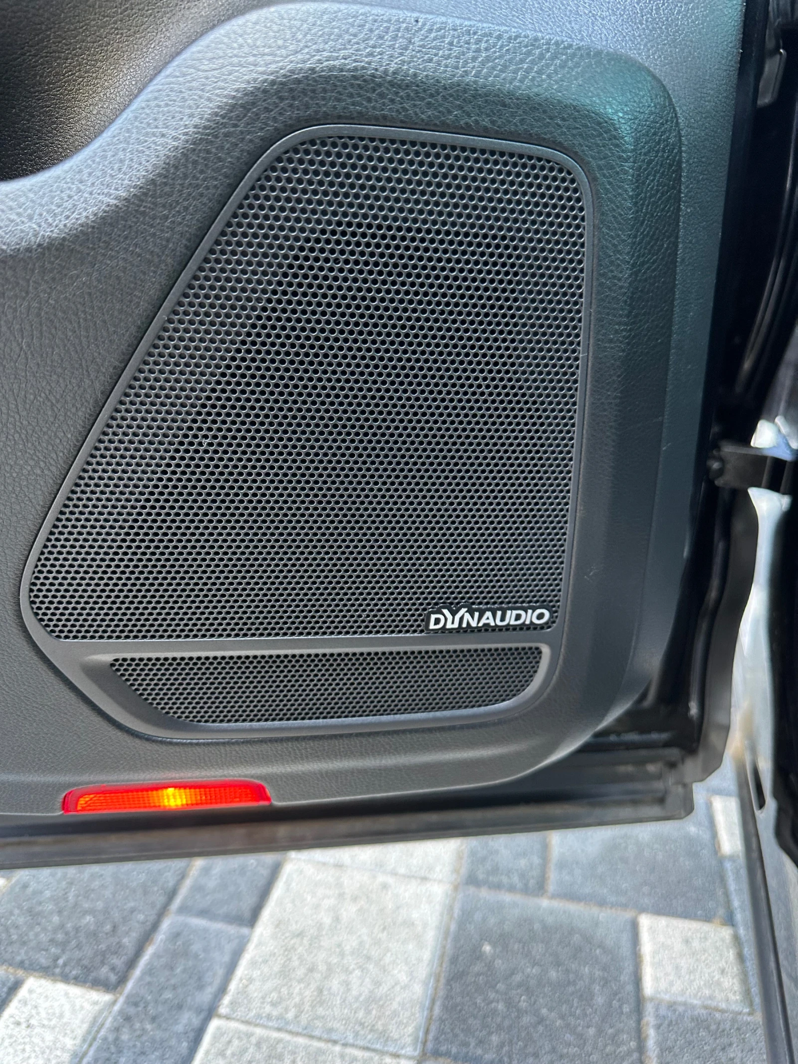 VW Touareg R LINE 4.2 TDI, снимка 13 - Автомобили и джипове - 53912657