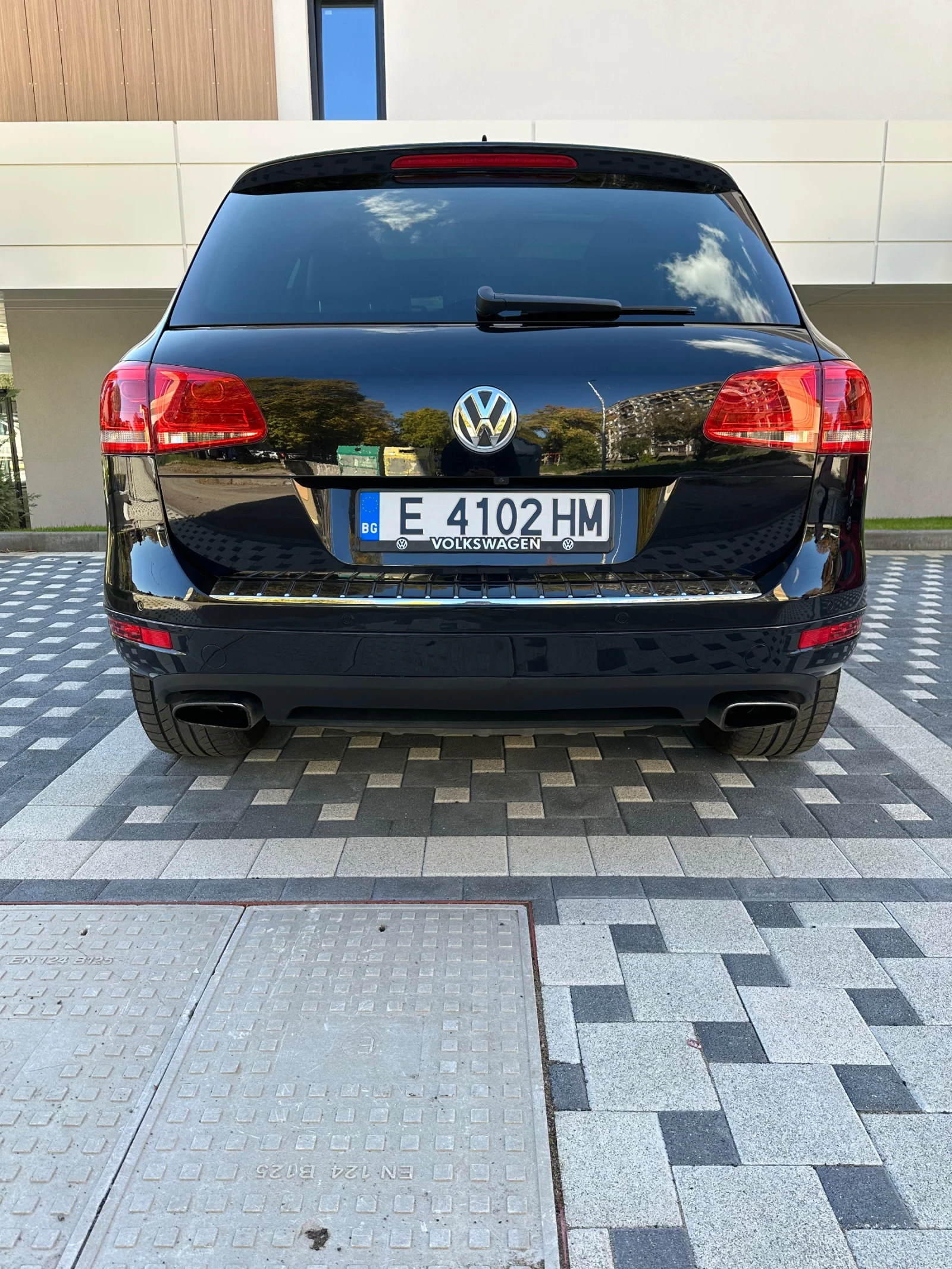 VW Touareg R LINE 4.2 TDI, снимка 4 - Автомобили и джипове - 53912657
