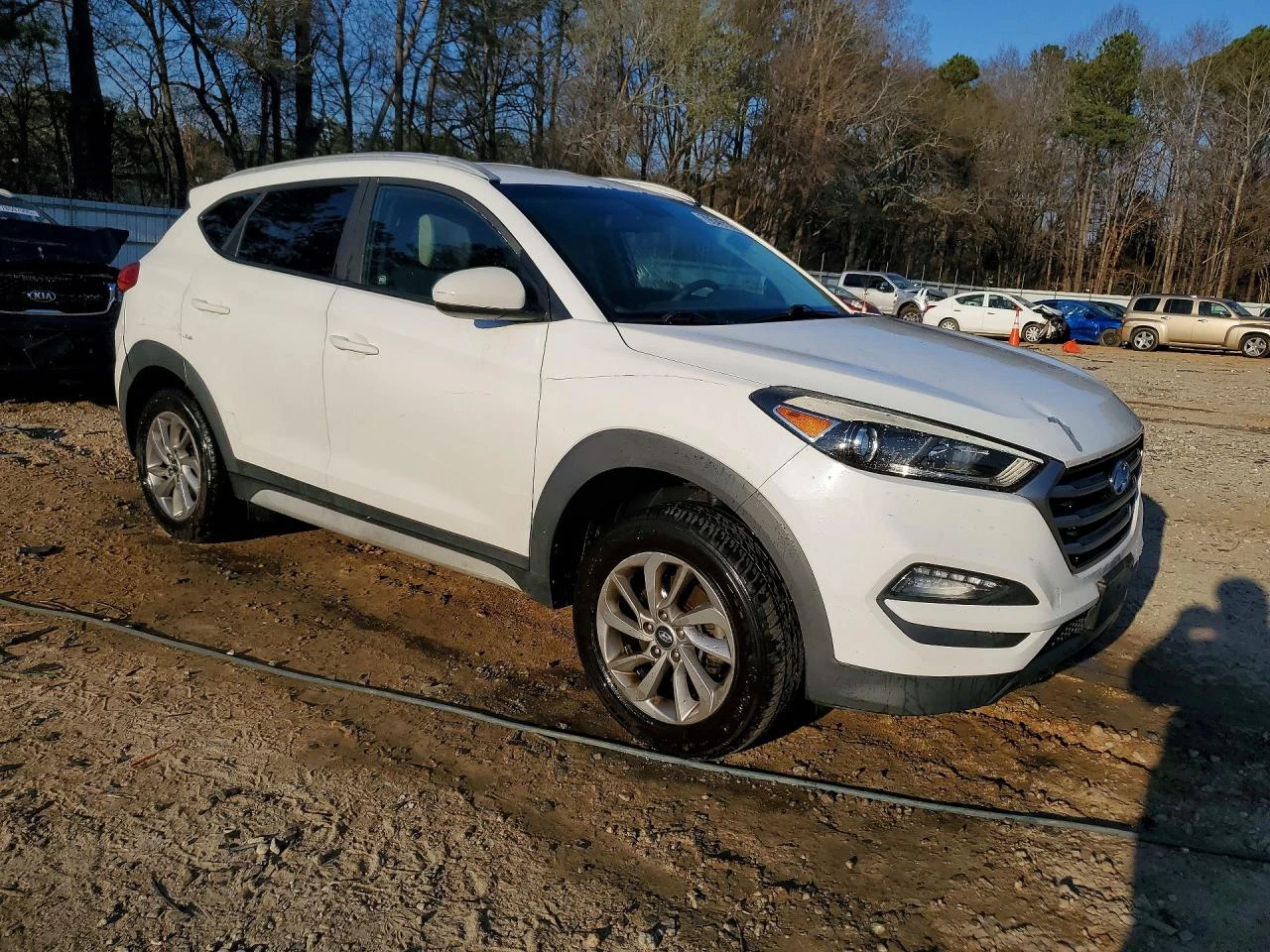 Hyundai Tucson 2.0l Sel, снимка 4 - Автомобили и джипове - 53938996