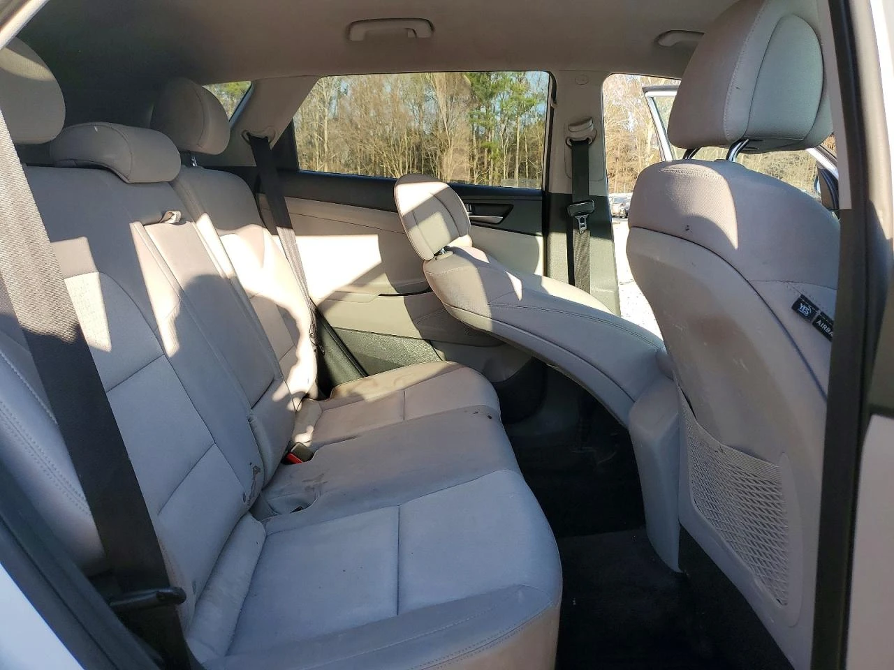 Hyundai Tucson 2.0l Sel, снимка 10 - Автомобили и джипове - 53938996