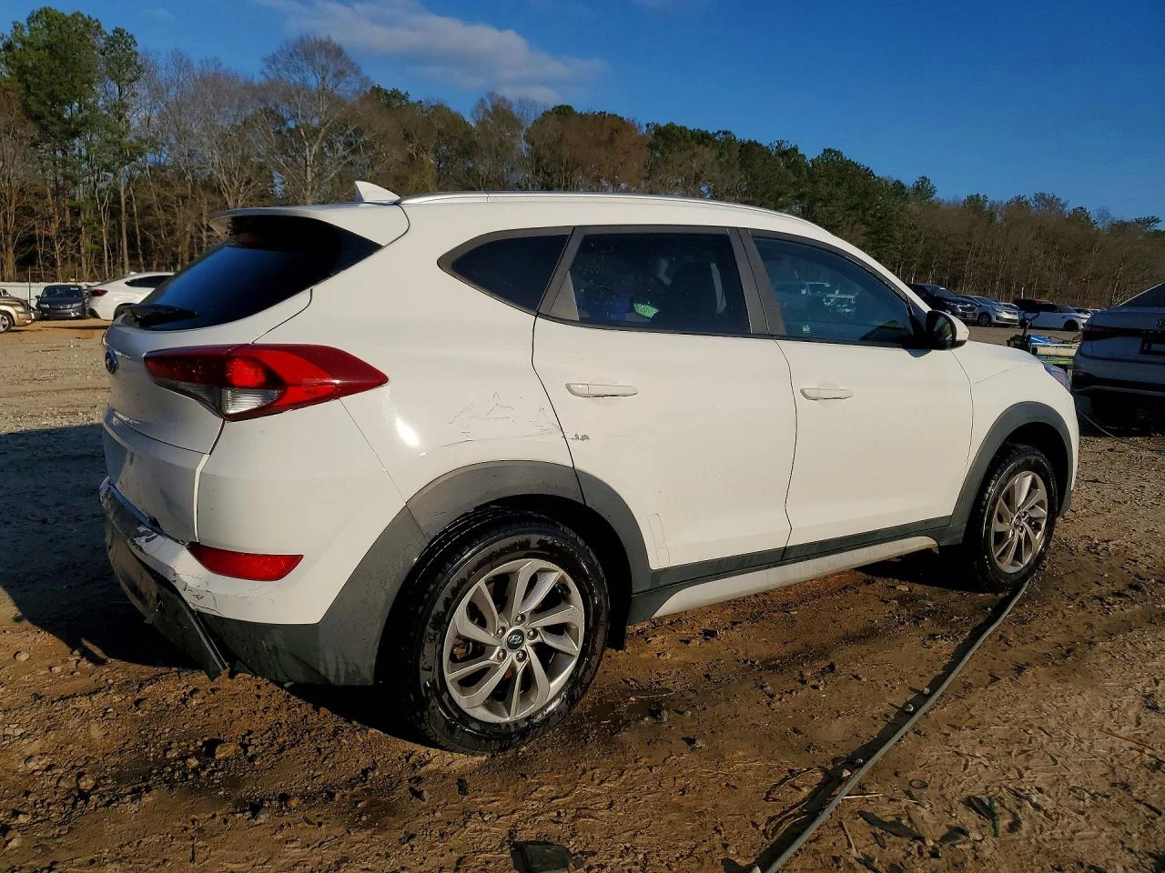 Hyundai Tucson 2.0l Sel, снимка 3 - Автомобили и джипове - 53938996