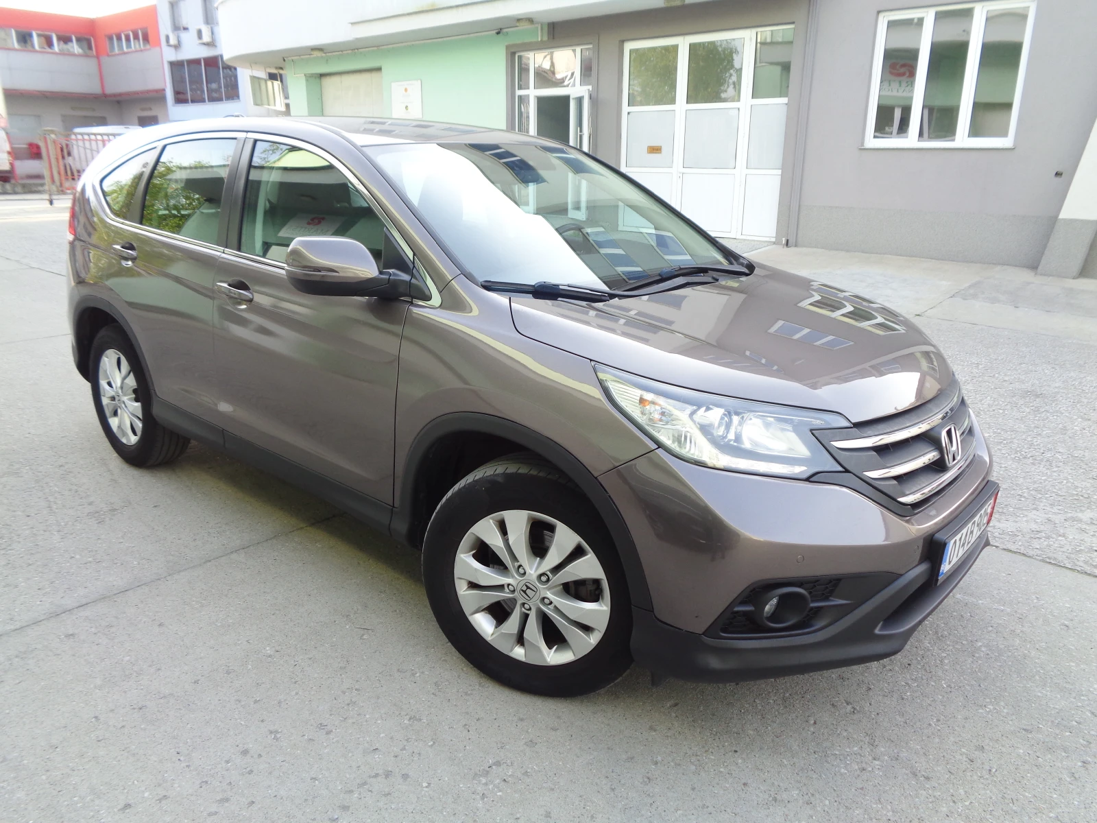 Honda Cr-v 2.2CTDI-150-4X4-AVTOMAT-KAMERA-LIZING, снимка 2 - Автомобили и джипове - 54207197