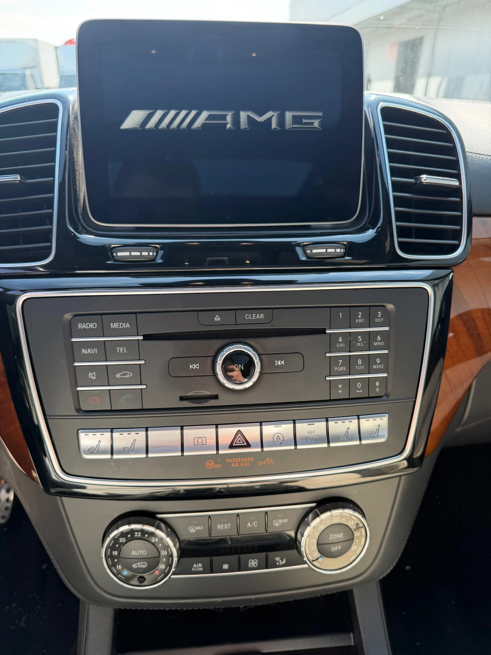 Mercedes-Benz GLS 63 AMG V8 Biturbo, снимка 8 - Автомобили и джипове - 54252241