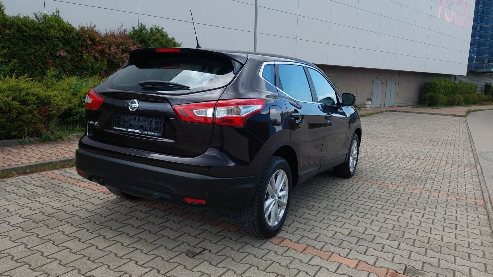 Nissan Qashqai 1.6 TURBO* 163 PS* ШВЕЙЦАРИЯ, снимка 5 - Автомобили и джипове - 54516542