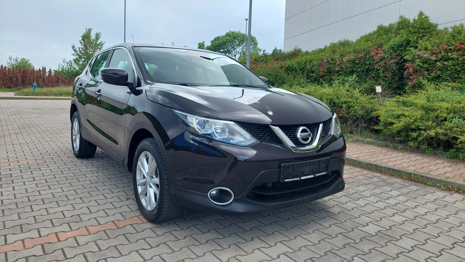 Nissan Qashqai 1.6 TURBO* 163 PS* ШВЕЙЦАРИЯ, снимка 3 - Автомобили и джипове - 54516542