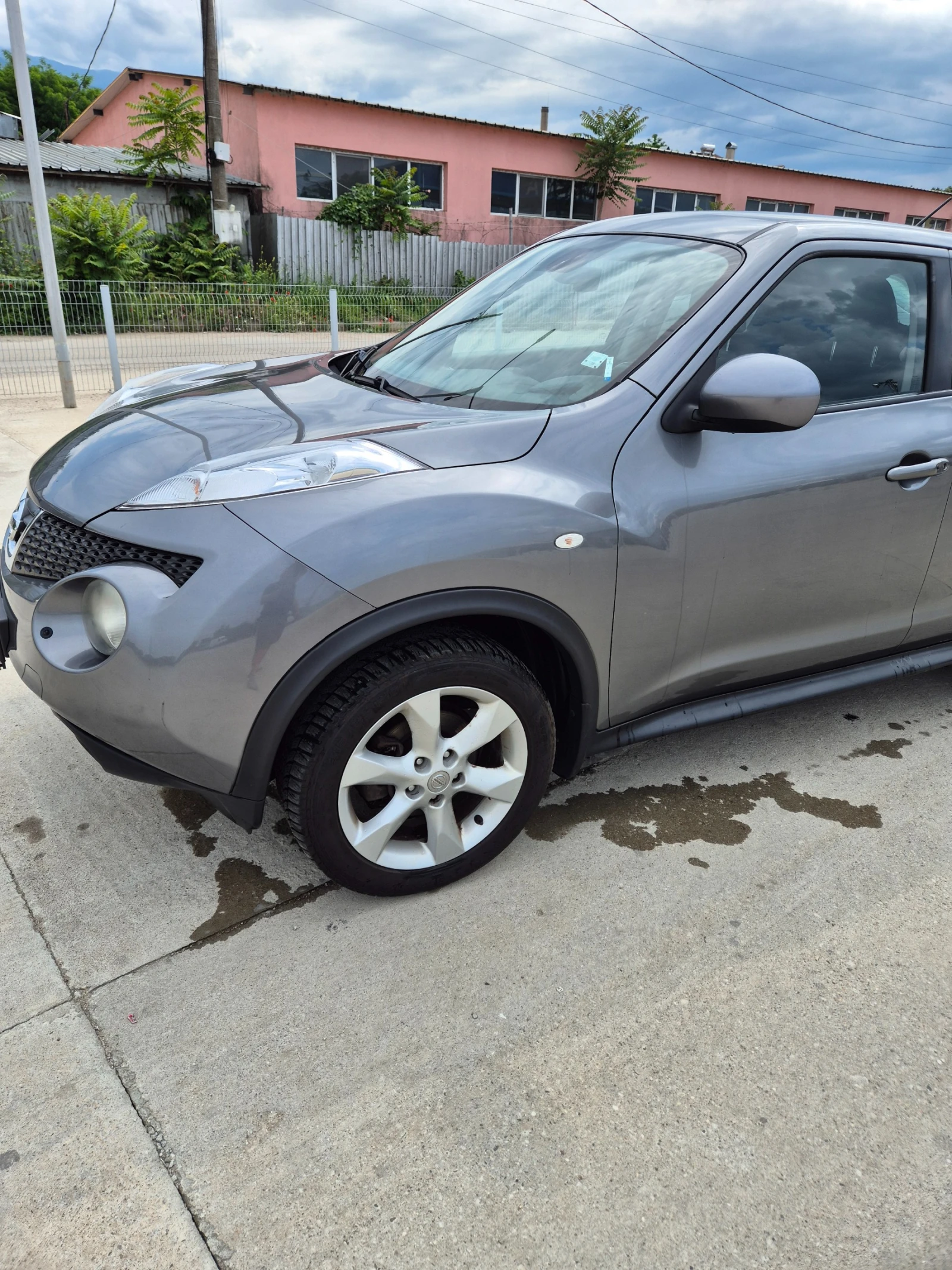 Nissan Juke 1.6, снимка 2 - Автомобили и джипове - 54727115
