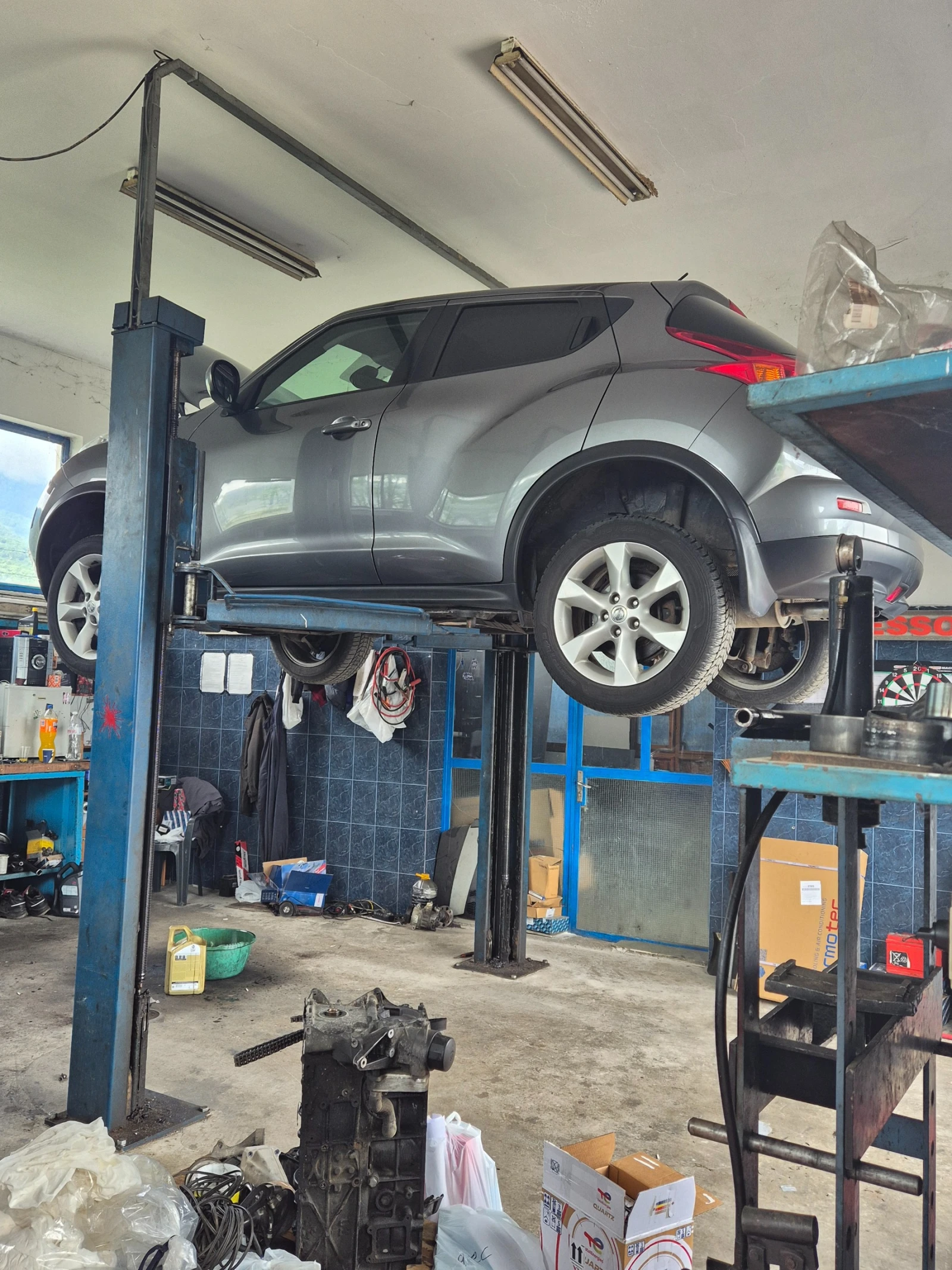 Nissan Juke 1.6, снимка 10 - Автомобили и джипове - 54727115