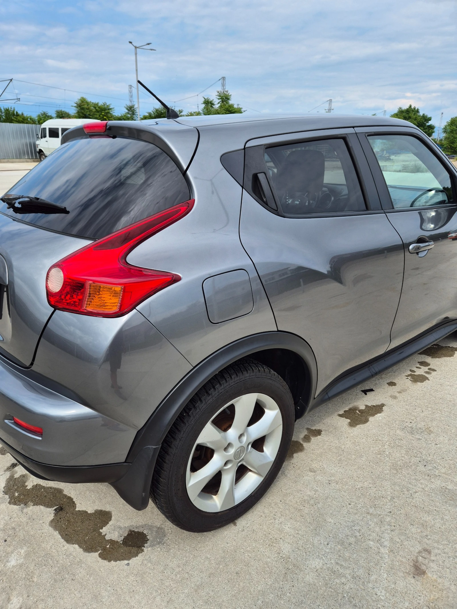 Nissan Juke 1.6, снимка 5 - Автомобили и джипове - 54727115