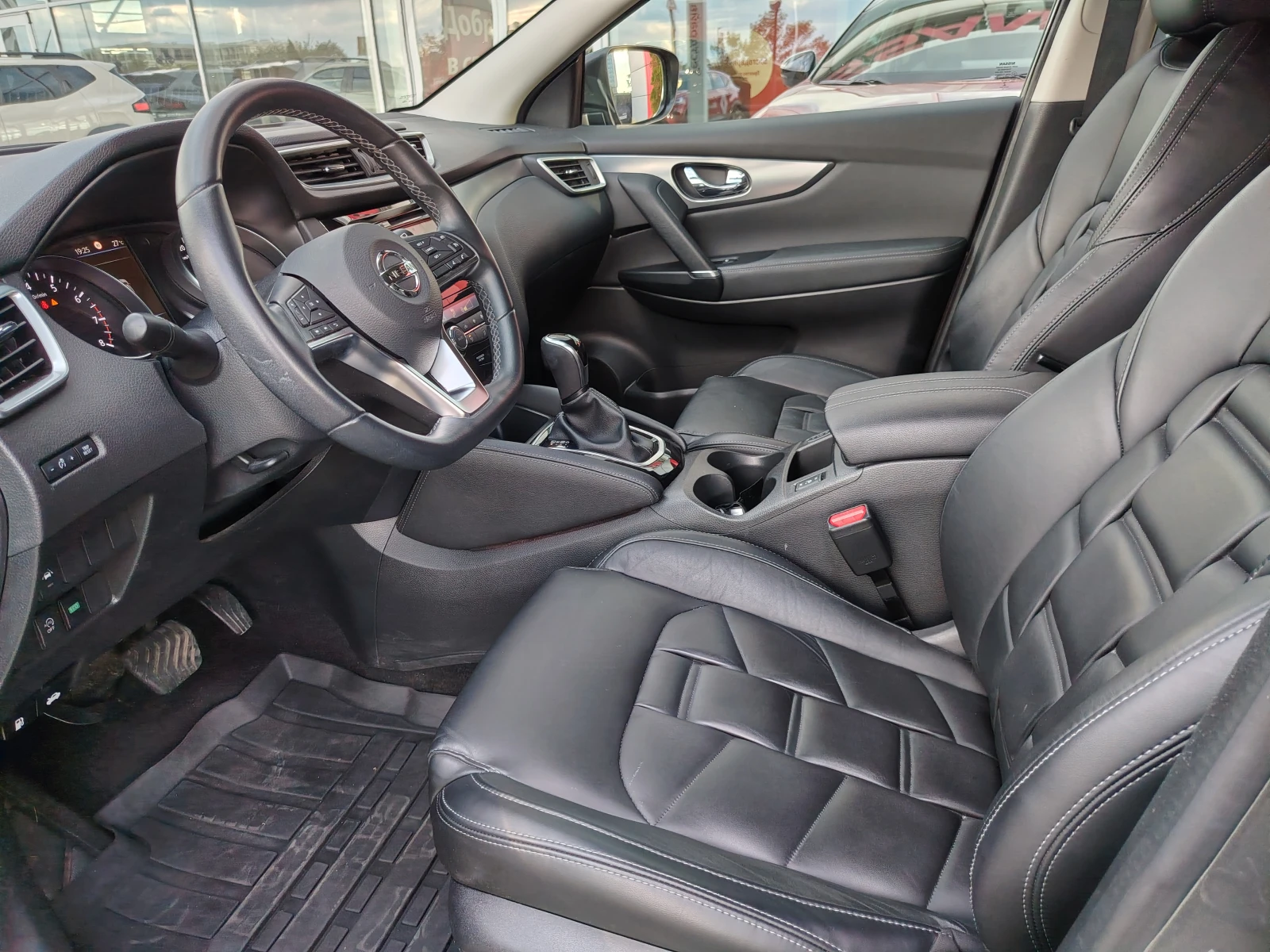 Nissan Qashqai Tekna Plus, снимка 4 - Автомобили и джипове - 55466562