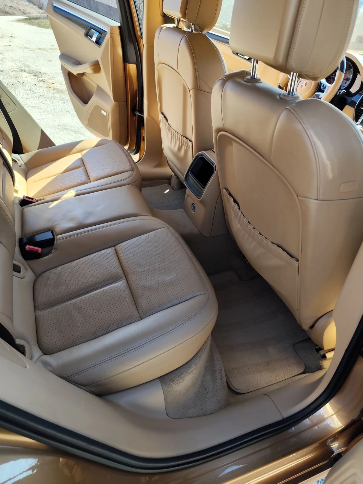 Porsche Macan, снимка 4 - Автомобили и джипове - 55516122