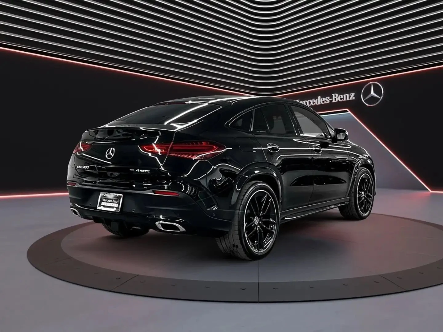 Mercedes-Benz GLE 450 AMG COUPE ЦЕНА ДО БЪЛГАРИЯ АВТОКРЕДИТ, снимка 4 - Автомобили и джипове - 55625454