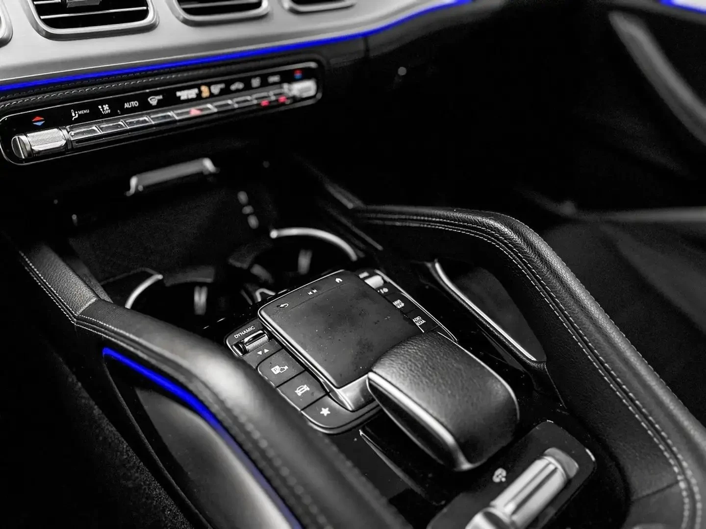 Mercedes-Benz GLE 450 AMG COUPE ЦЕНА ДО БЪЛГАРИЯ АВТОКРЕДИТ, снимка 12 - Автомобили и джипове - 55625454