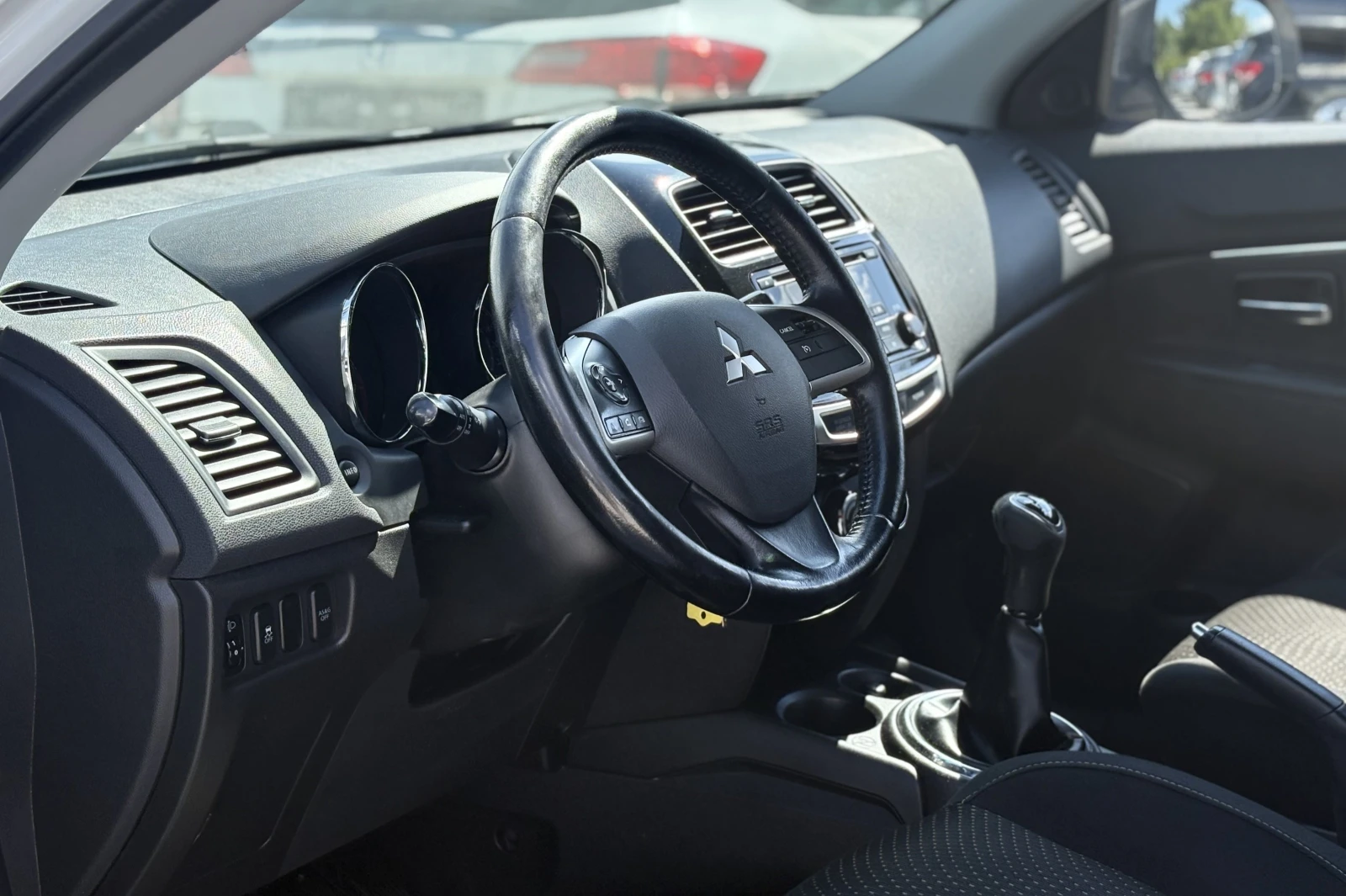 Mitsubishi ASX 1.6 бензин ТОП! С ГАРАНЦИЯ! , снимка 8 - Автомобили и джипове - 55953930