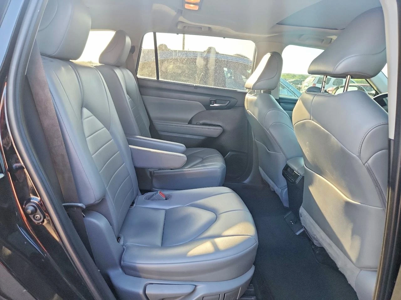 Toyota Highlander 3.5l Xle, снимка 11 - Автомобили и джипове - 56454024