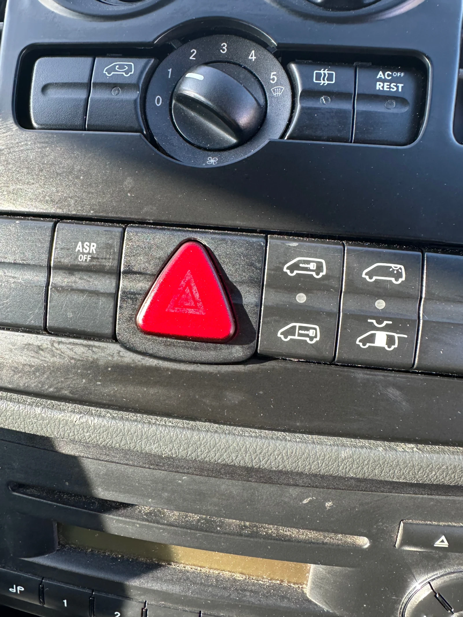 Mercedes-Benz Vito 5+ 1 климатик 2008 - изображение 8