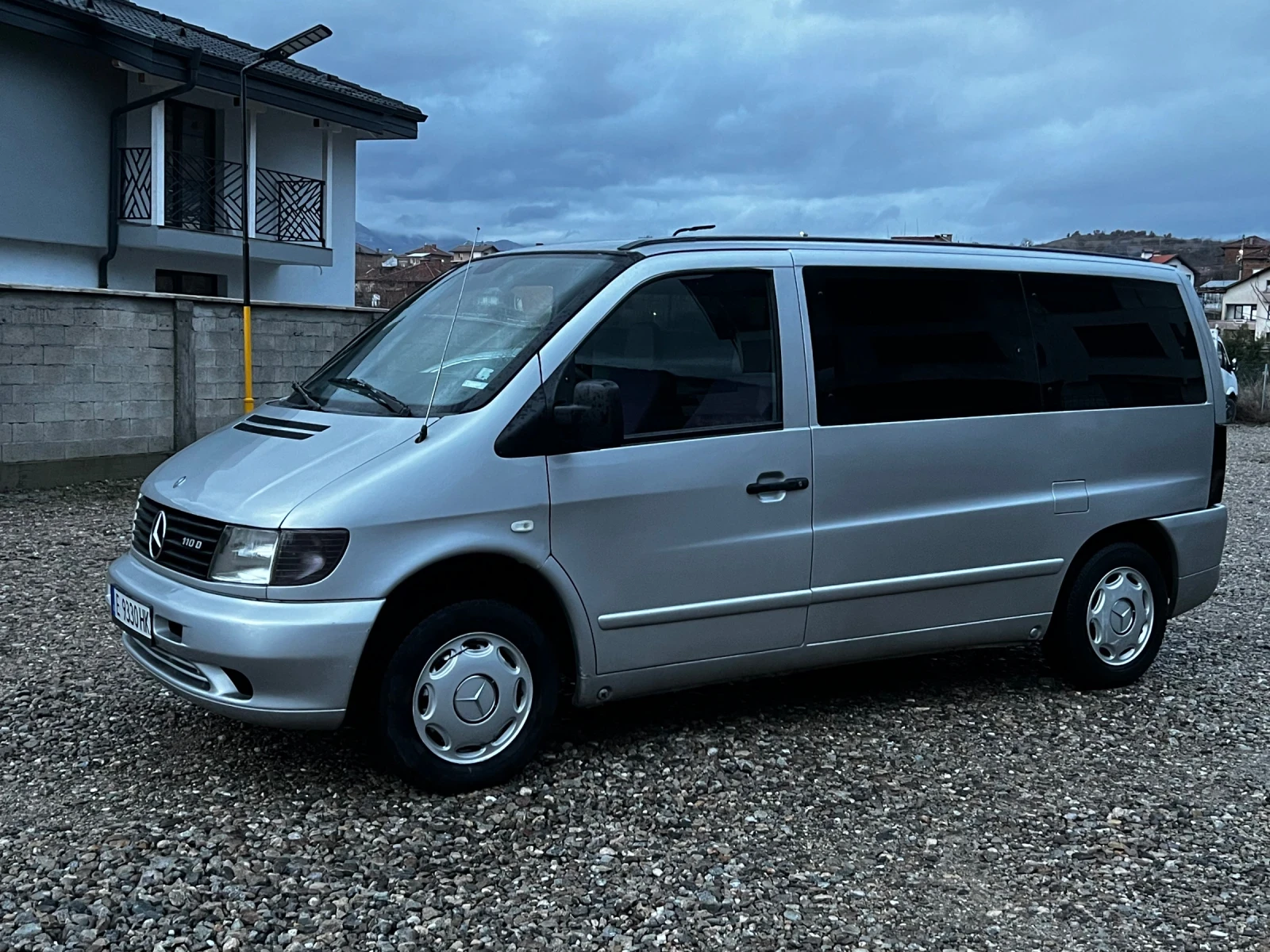 Mercedes-Benz Vito 2.3TD - изображение 2