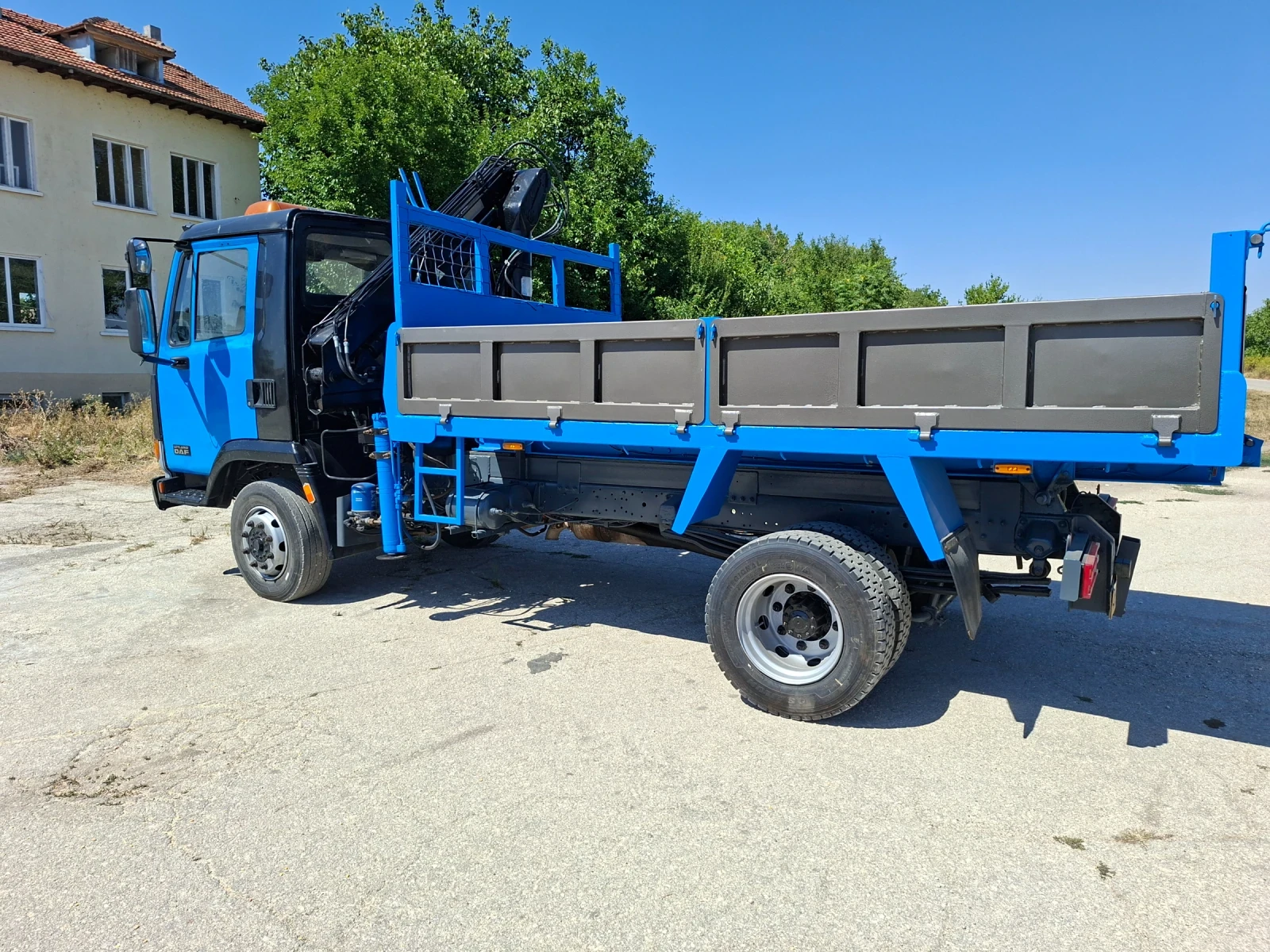 Daf 45.150 самосвал с кран - изображение 5