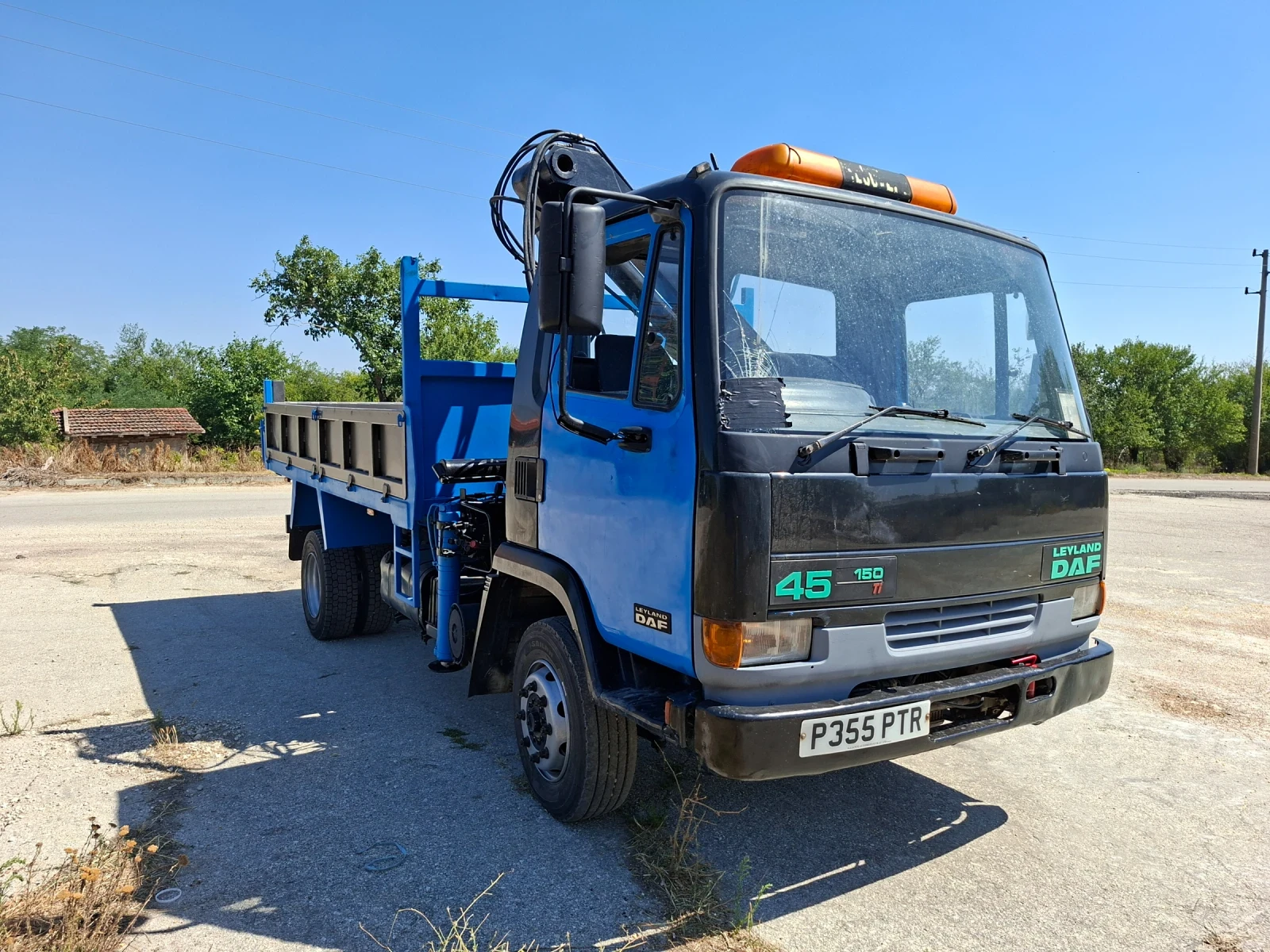 Daf 45.150 самосвал с кран - изображение 2