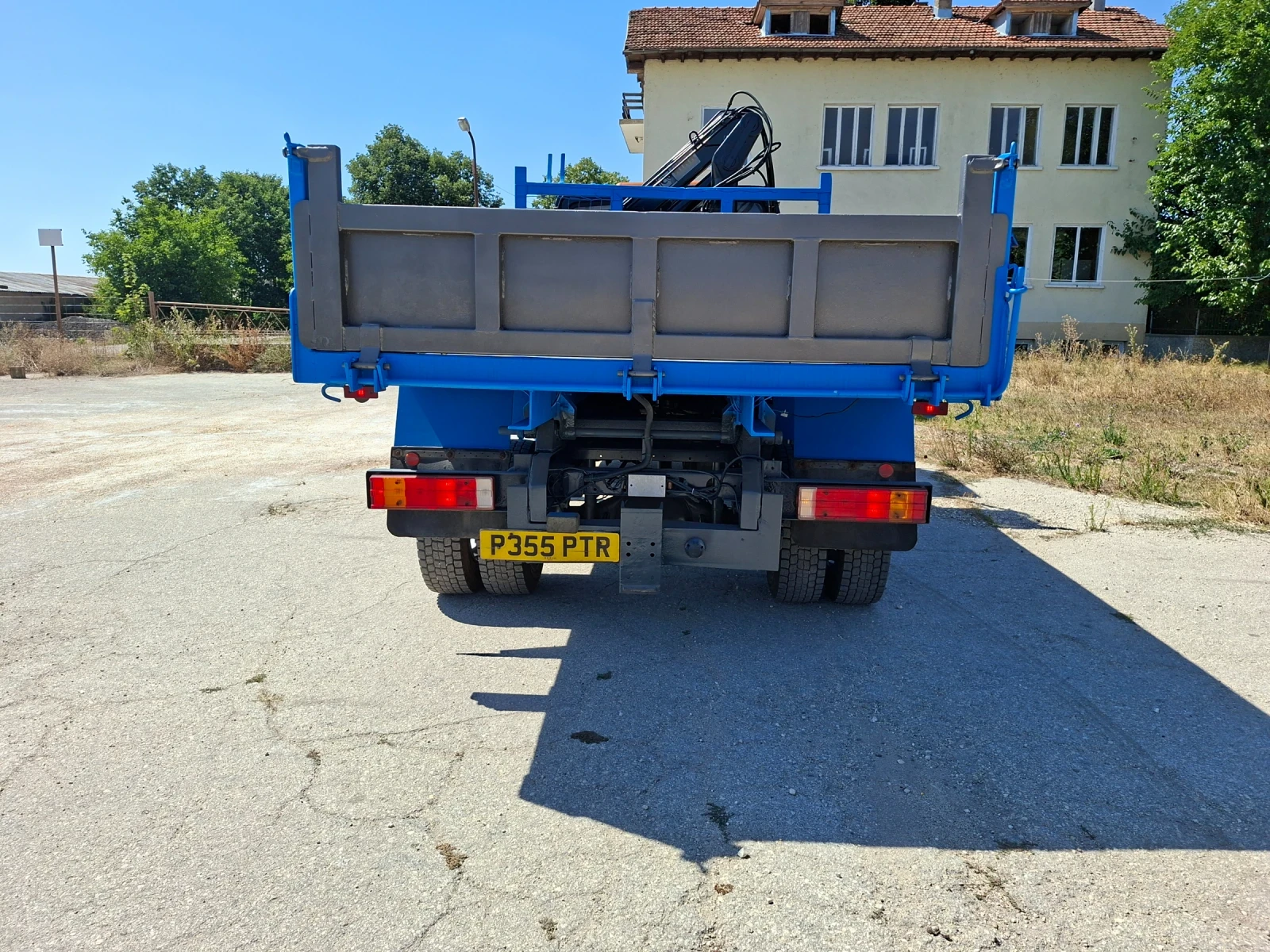 Daf 45.150 самосвал с кран - изображение 4