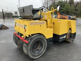      BOMAG SAKAI TW450 / 