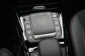 Mercedes-Benz A45 AMG A 45 AMG, снимка 12
